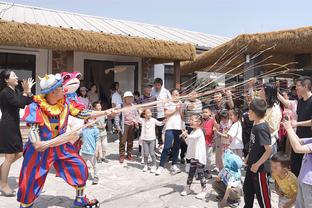 里夫斯：洛杉矶体育运动首屈一指 能将首届季中赛奖杯带回来很棒